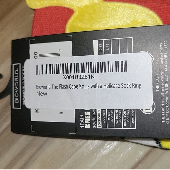 NWT Bioworld The Flash Knee High Socks - Picture 11 of 11